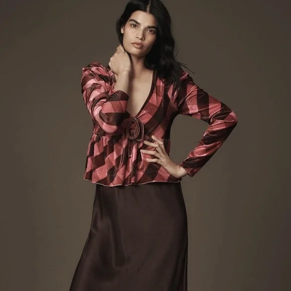 NWT Anthropologie Velvet Babydoll Top ✨🛍️